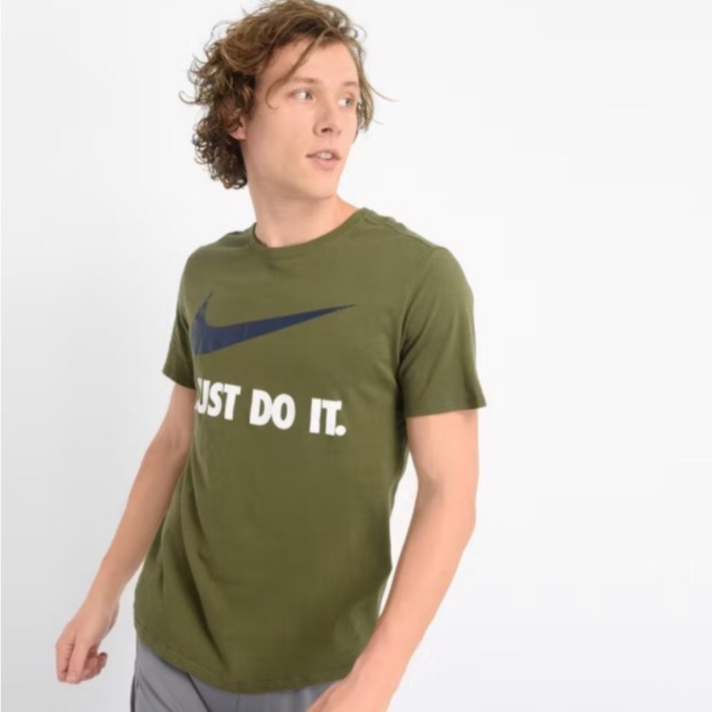 Just do it Nike shirt size M men’s